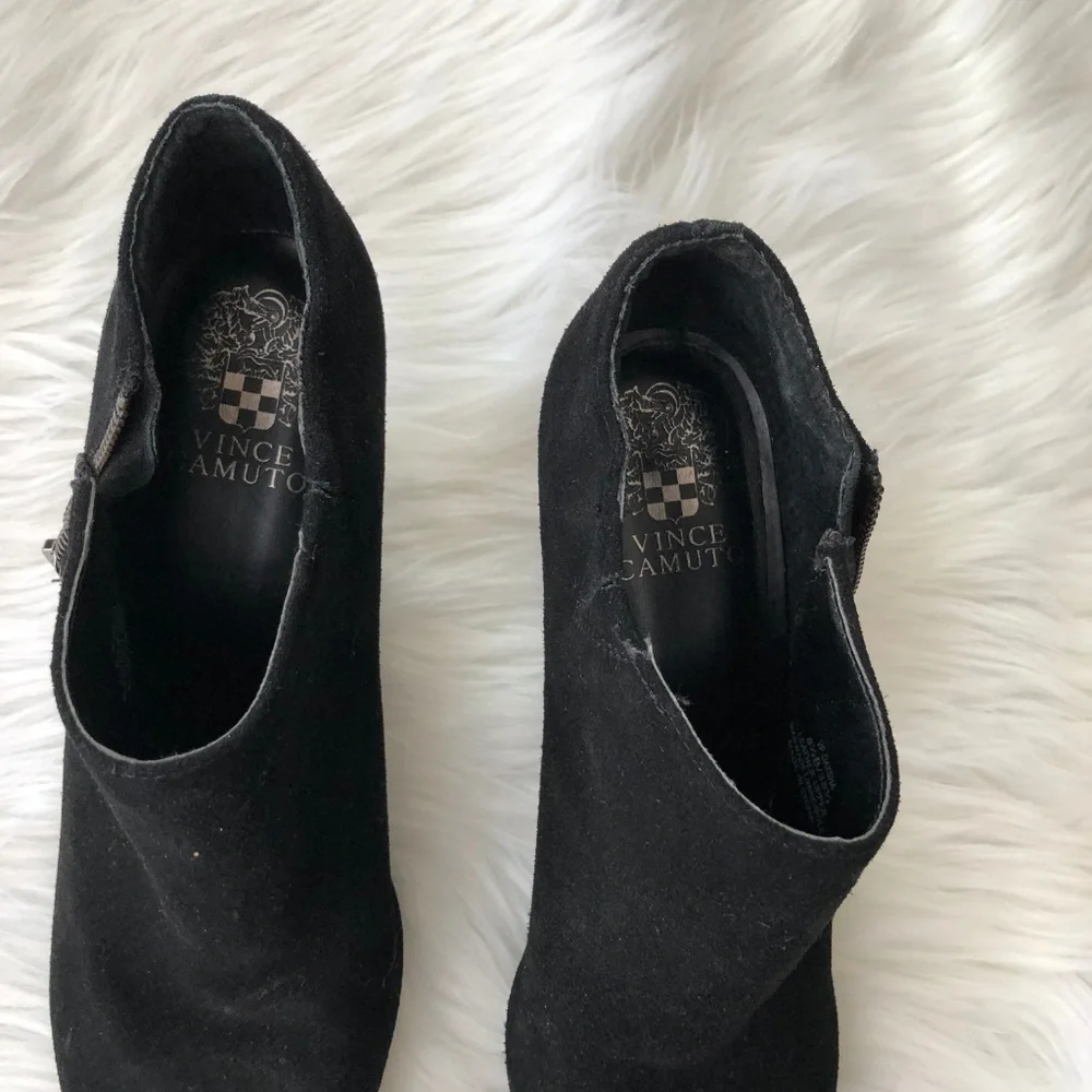 Vince Camuto Daysha Wedge Bootie sz 8.5
